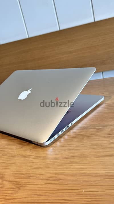 Apple MacBook Pro Core i7 13.3 Inch Retina, 16gb RAM, 256GB SSD 2015