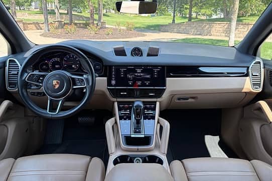 Porsche Cayenne 2020 1
