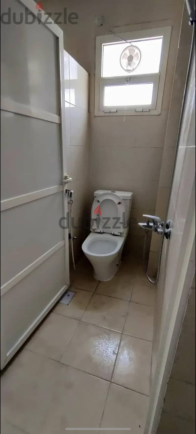 76 Room For Rent 6