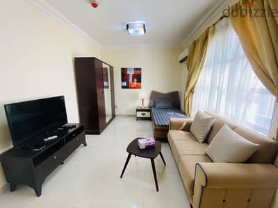 Furnished room for rent near metro