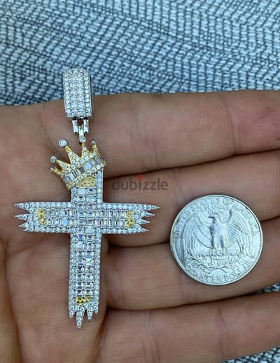 Solid 925 Sterling Silver Large Men’s Cross W. Crown Pendant Baguette