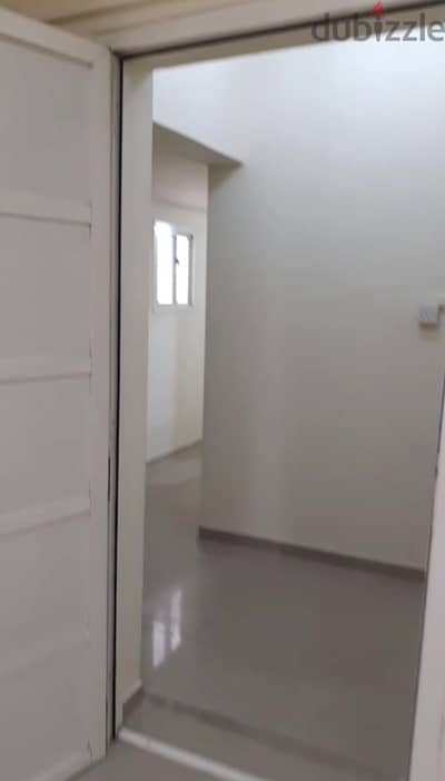 شقة للإيجار بأزغوى شاملة وبدون عمولة