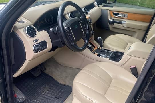Land Rover LR4 2011 3