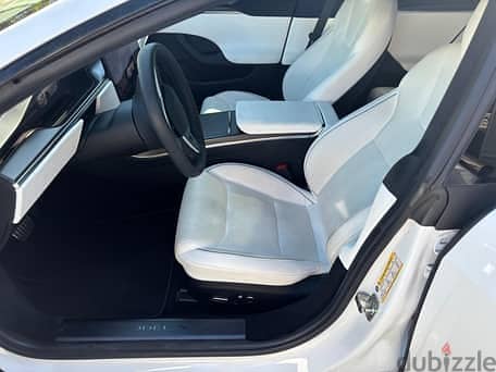 Tesla Model S 2022 3
