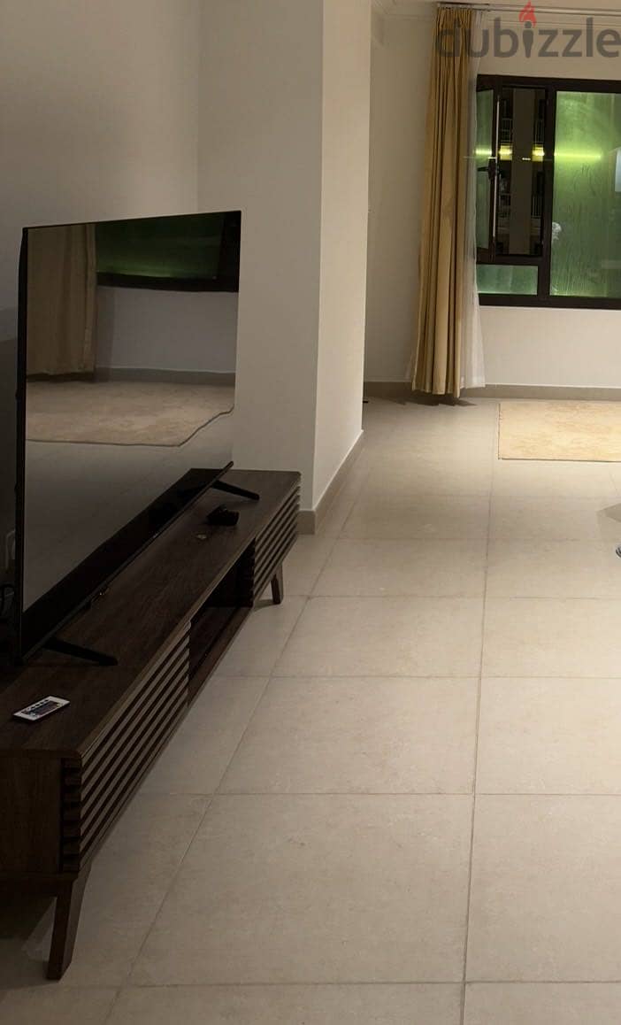 Home Centre TV Unit 7