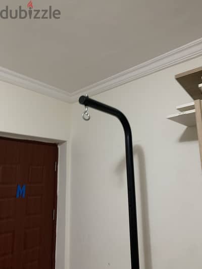 Out shock Free-Standing Punching Bag Stand 900.