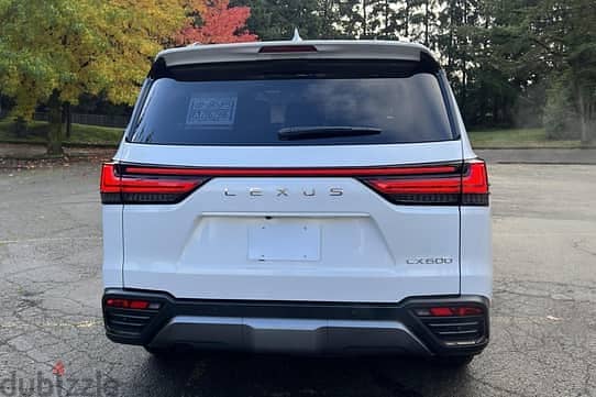 Lexus LX 600 2022  Premium 2