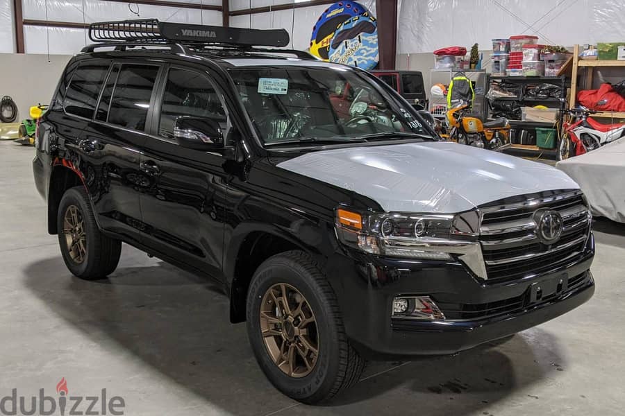 Toyota Land Cruiser 2021 1