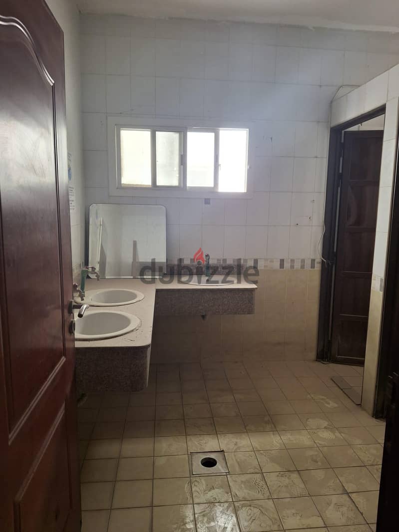 Labor Camp for Rent – 120Rooms* 7