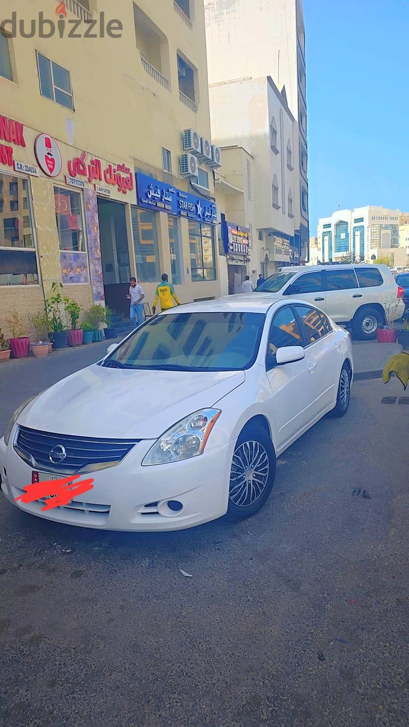 Nissan Altima 2012 1