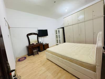 Studio fro tent in al wakrah