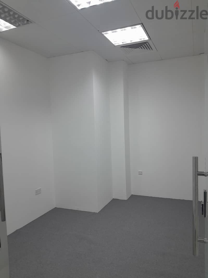 Office in Al Muntazah 3