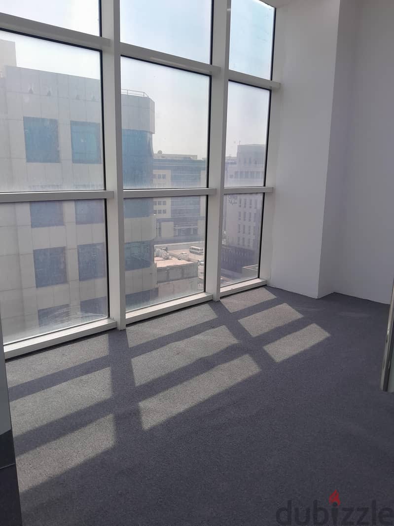 Office in Al Muntazah 5