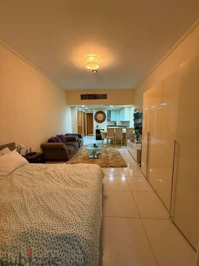 for rent furnished studio in the pearl