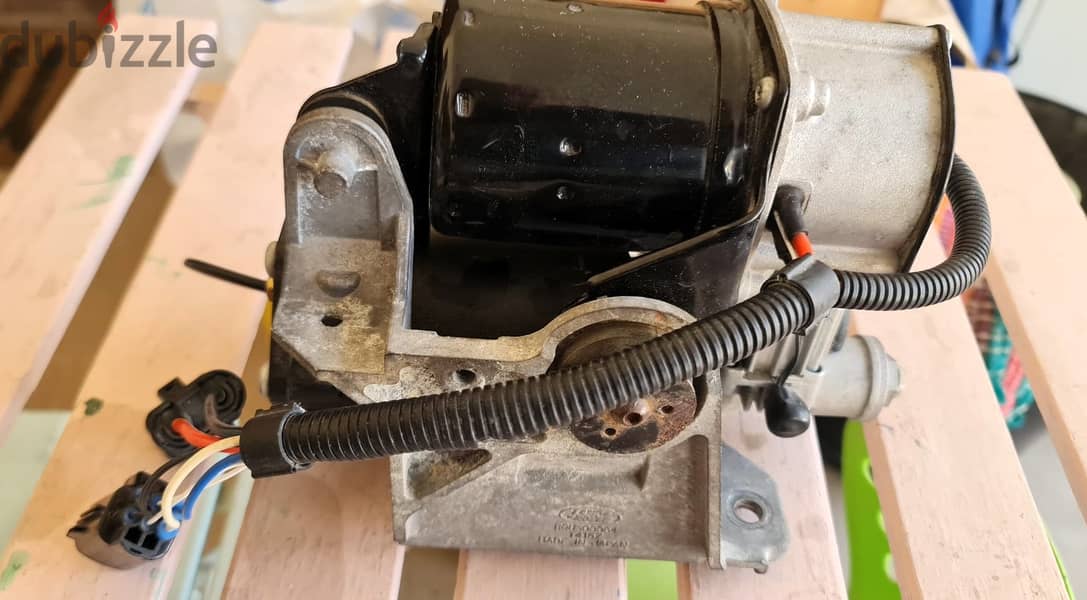 Land Rover Discovery Air Suspension Compressor 4