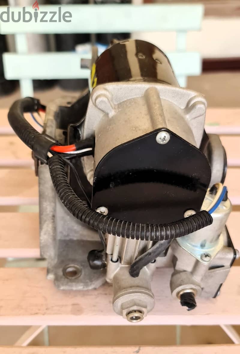 Land Rover Discovery Air Suspension Compressor 5