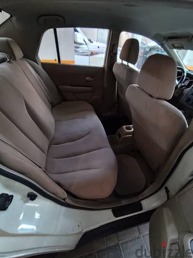 Nissan Tiida 2009