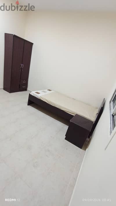 Room BED SPACE