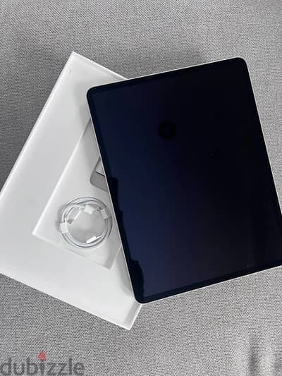 Apple - 13 - inch iPad Air M 3 chip Wi - Fi 128 GB / 256 GB / 512 GB