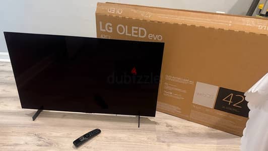 LG C2 Series 42" OLED EVO Smart TV 4K UHD