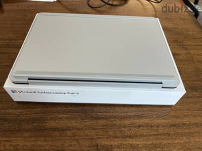 Microsoft - Surface Studio – 14.4” – Intel Core i7 -32GB - 2TB SSD