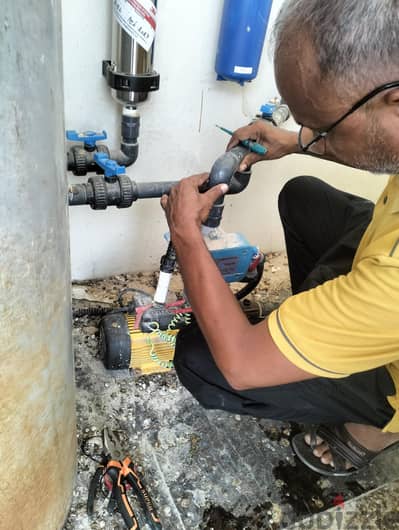 I do All khinds plumbing electric maintenance service 24 hours service