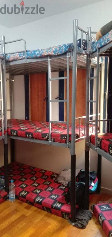 For pakistani People bedspace available