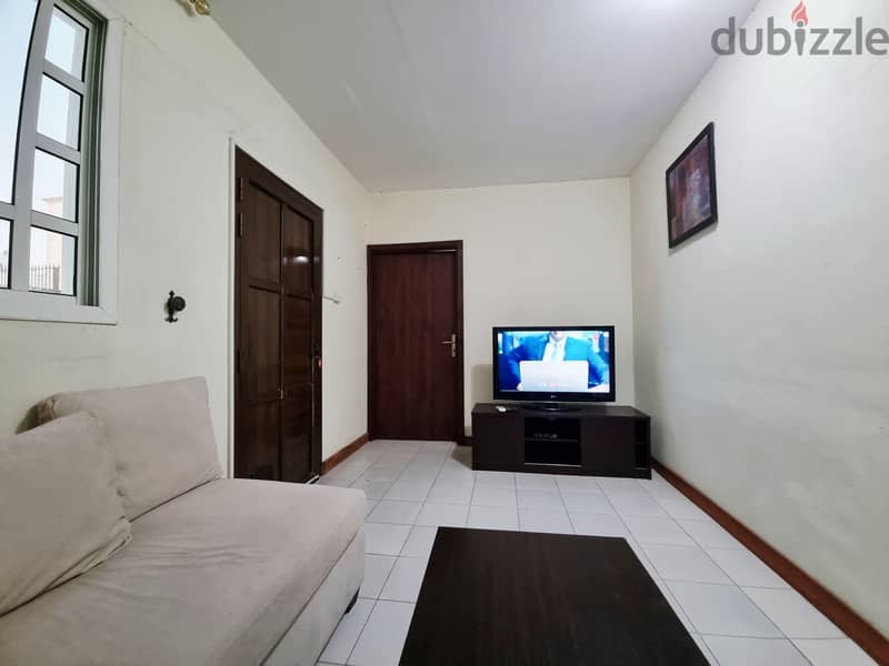 Al Dafnah area FF 1 BHK 1