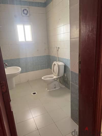 Room for Rent – Bin Mahmoud, Furnished,  Bachelor/Couple