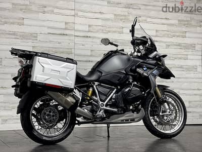 2017 BMW R1200GS (97466574363)