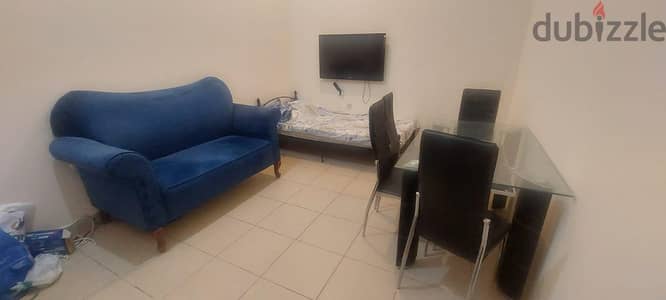 FULLY FURNISHED ONE BHK AVAILABLE IN WAKRA