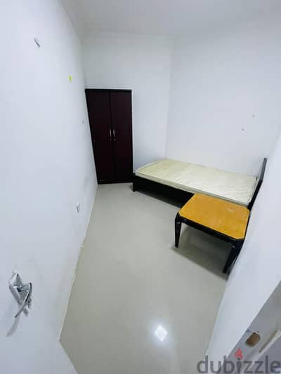 Partition available Al Mansoura nearby family park