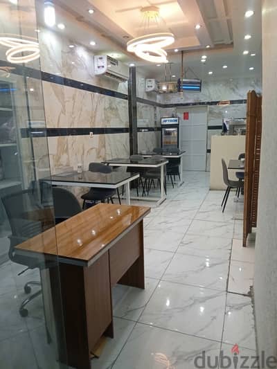مطعم مجهز بالكامل للإيجار