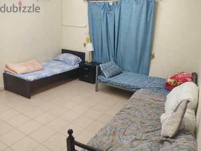 Executive Bachelor Bedspace Available – From 1st October