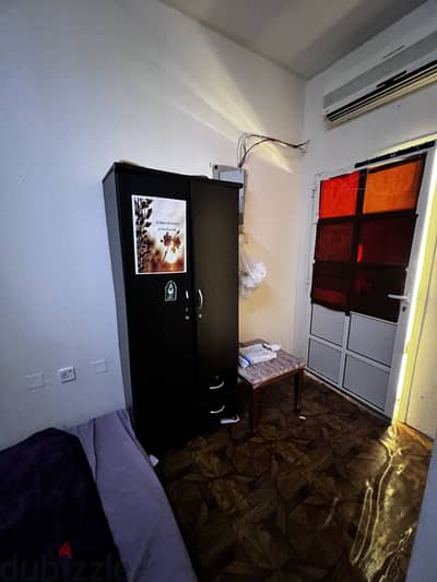 1 BEDROOM ACCOMODATION FOR EXECUTIVE BACHELOR