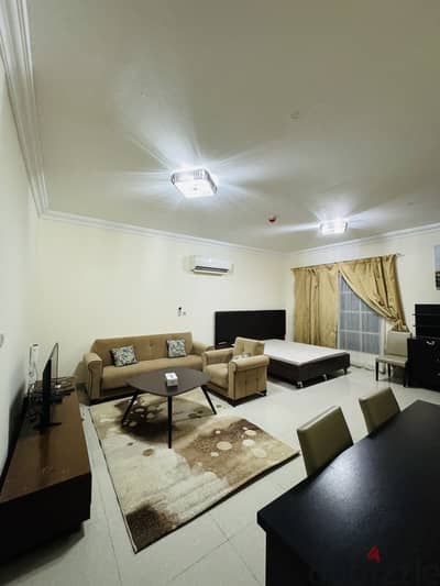 Furnished room for rent near metro