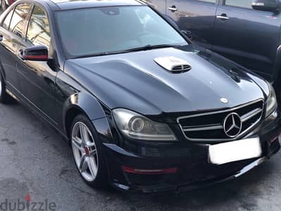 Mercedes-Benz C200 2012