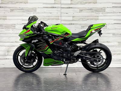 2023 Kawasaki Ninja ZX-4RR KRT +447507647630