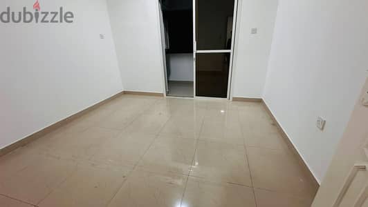 unfarnish 1bhk near Matro station with balcony included All bill