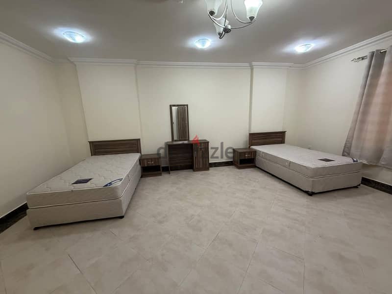 Male Executive Bachelor Room 14