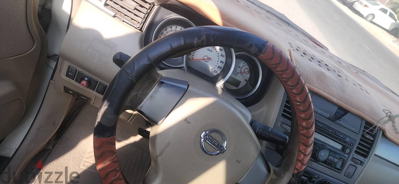 Nissan Taida 2009 1