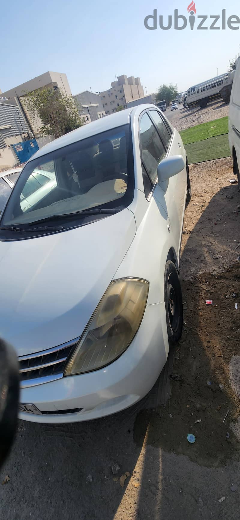 Nissan Taida 2009 3