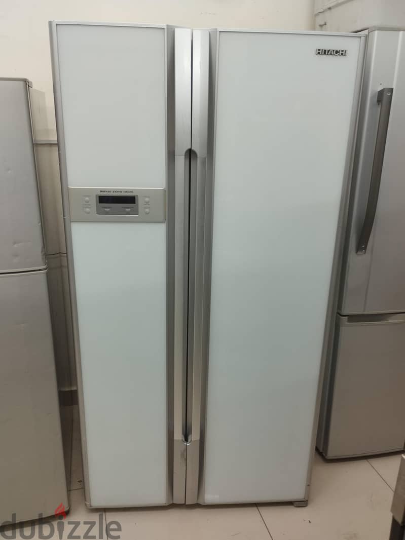 Hitachi Fridge Clean condition look good work properly 1