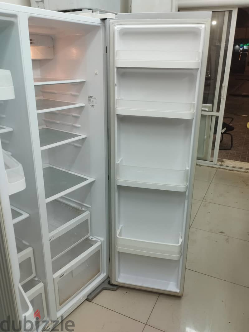 Hitachi Fridge Clean condition look good work properly 6