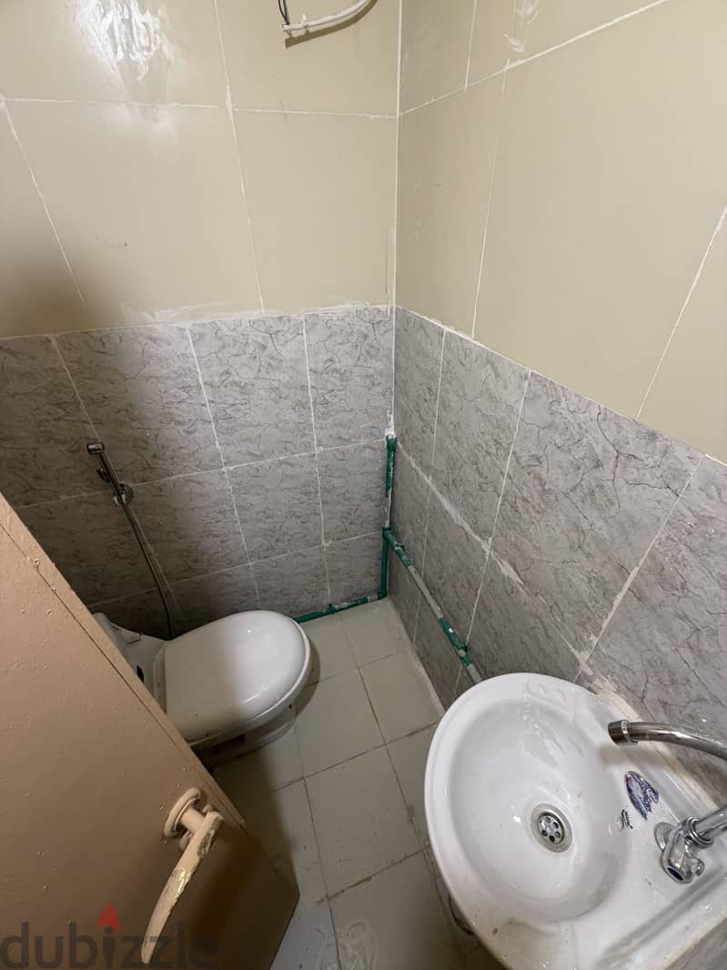 Family room for rent Al Wakrah studio qr 1400 / 1 bhk 2400/ 2 bhk 3300 8