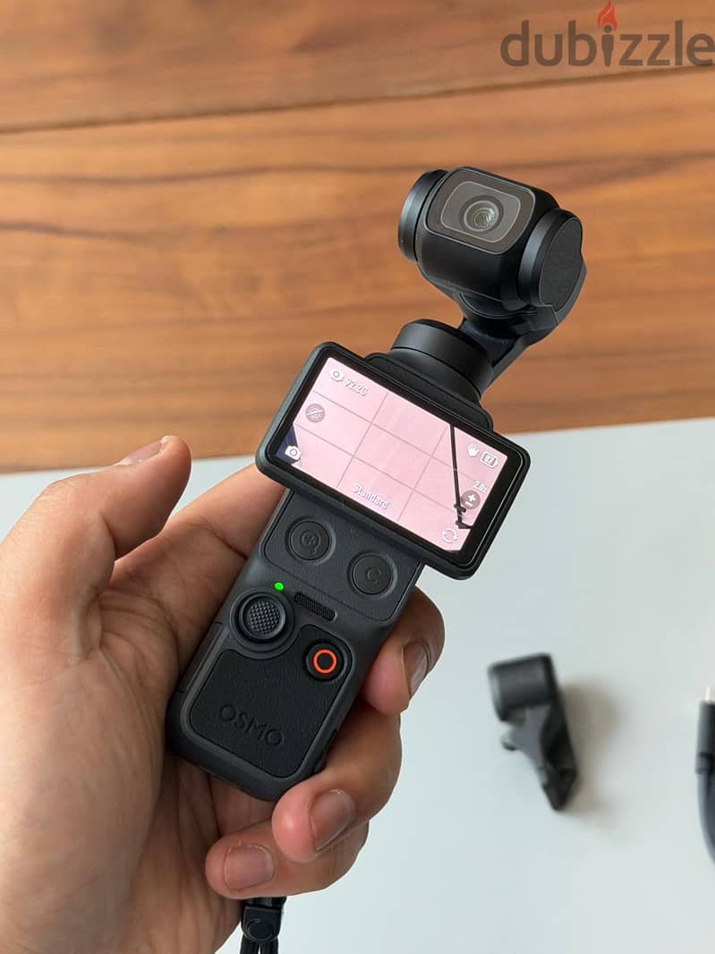 DJI OSMO POCKET 4 2
