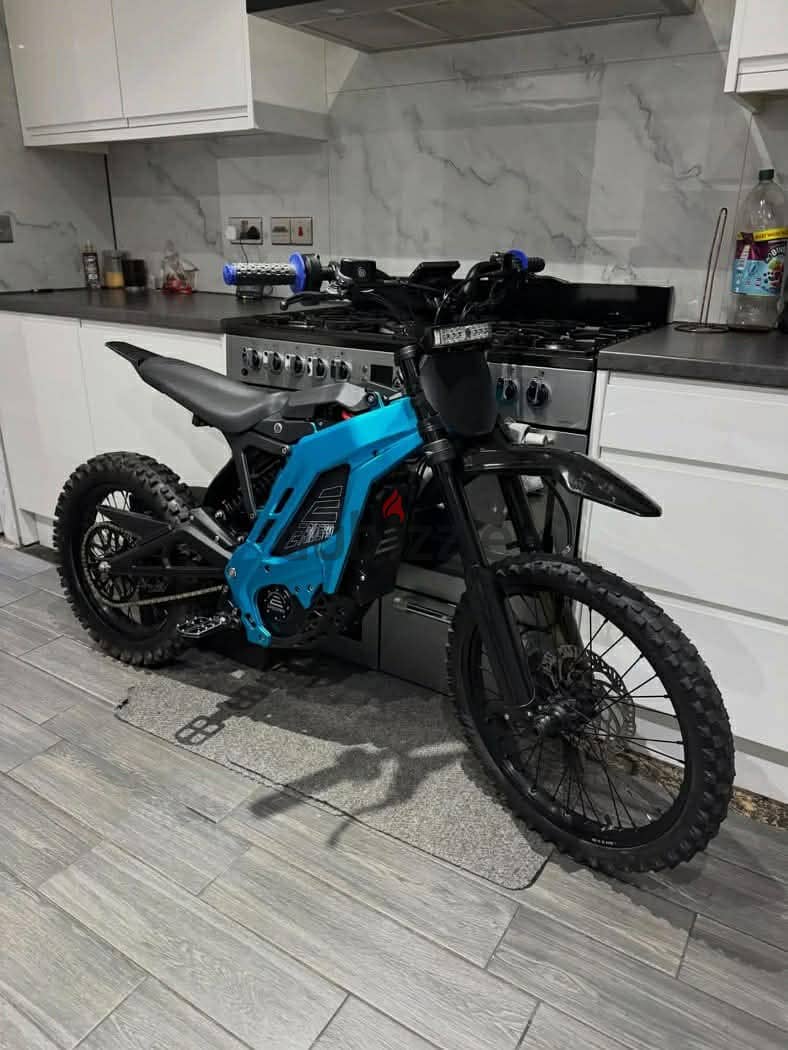 Clean 2025 surron electric bike +447507647630 2