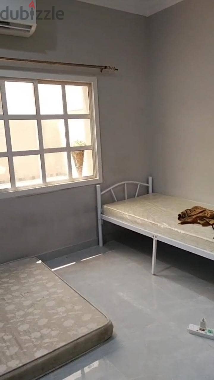 studio avilable for rent 1