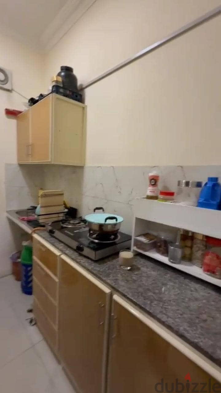 studio avilable for rent 6