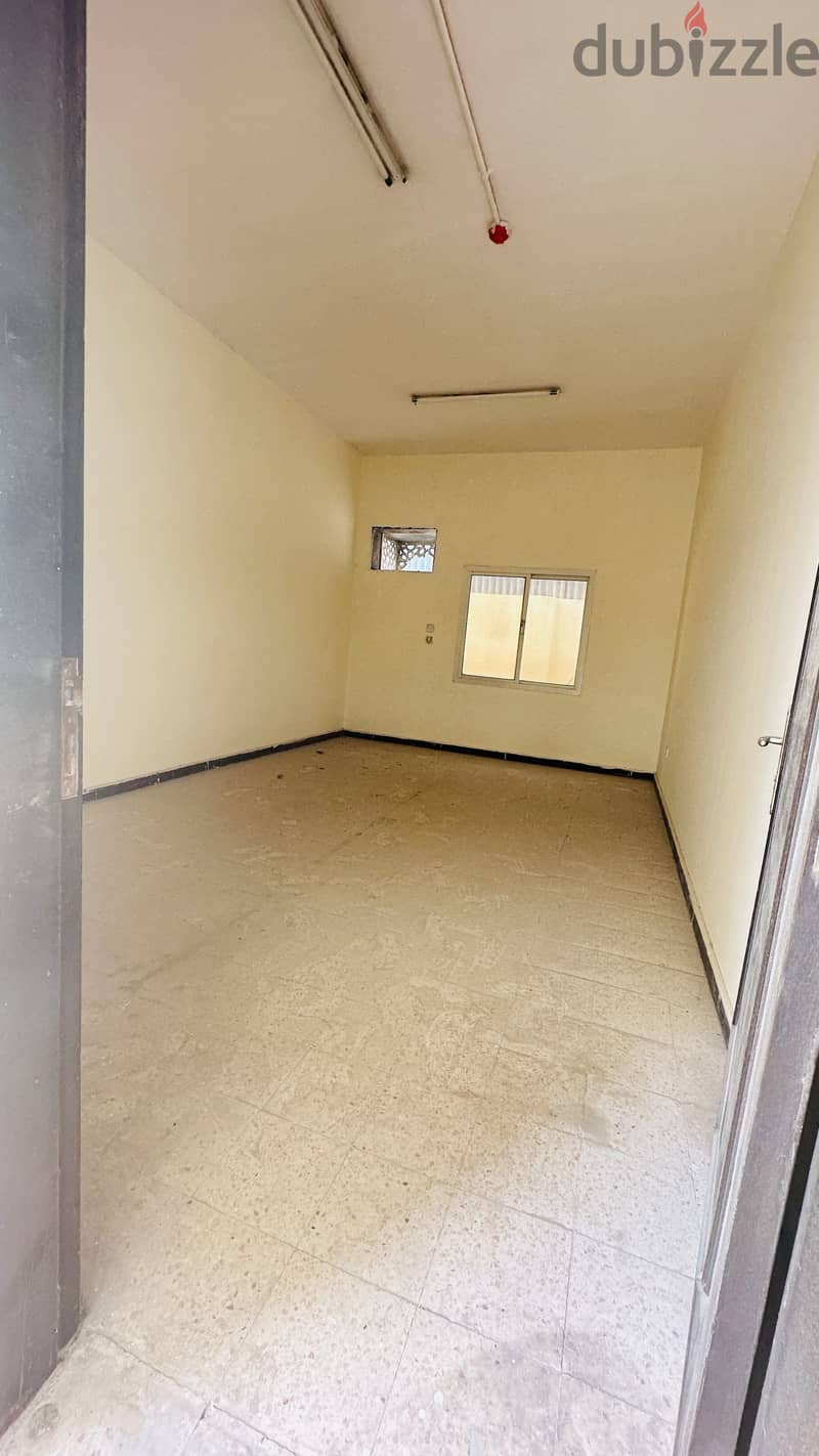 5000 Warehouse Facilities 24 Room For Rent 7